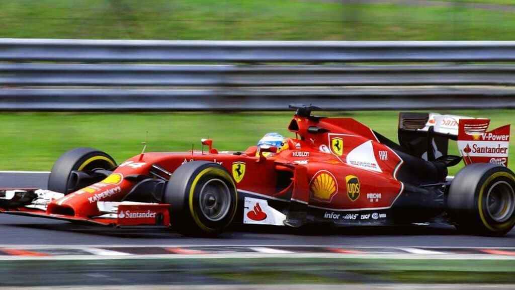 Atleta como Ayrton Senna e Lewis Hamilton: Conheça os Pilares do Sucesso no Esporte Atleta como Ayrton Senna e Lewis Hamilton