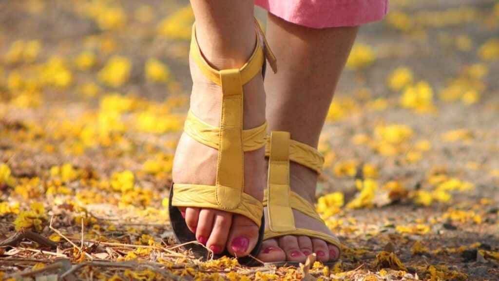 Quais são os modelos de sandálias mais comuns no mundo da moda? Quais são os modelos de sandálias mais comuns no mundo da moda
