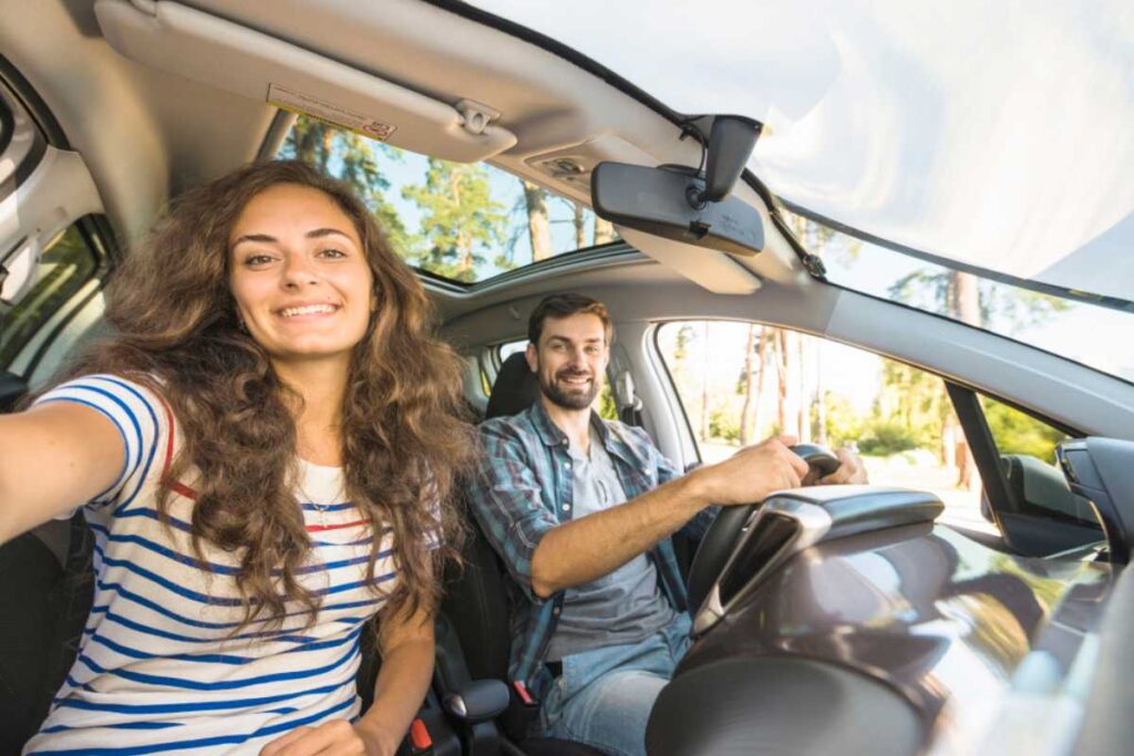 Documentação em dia: o que o motorista deve revisar ao planejar viagens longas de carro? Documentação em dia: o que o motorista deve revisar ao planejar viagens longas de carro